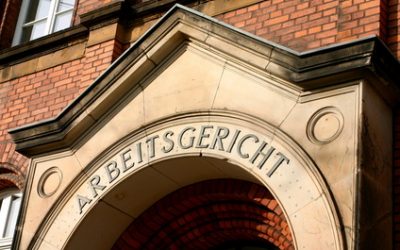 Kein Schadenersatz für rechtswidrig entlassenen Kirchenmusiker